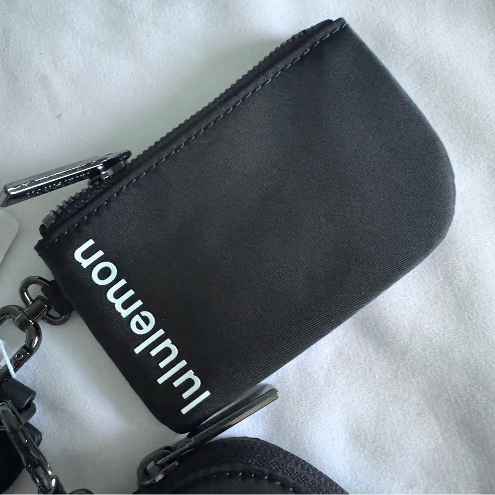 🆕🖤 Lululemon Dual Pouch Wristlet - Black - Picture 5 of 10
